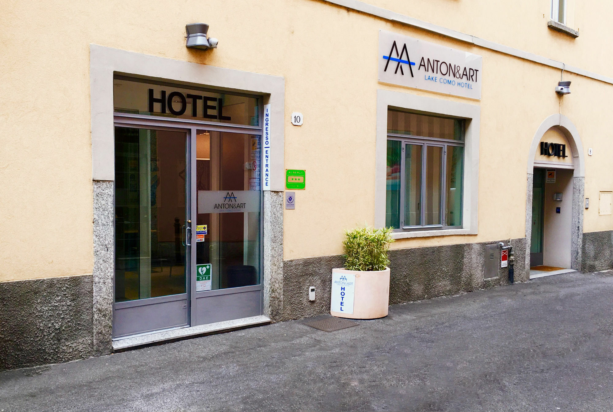 ホテル Anton&Art Lake Como エクステリア 写真